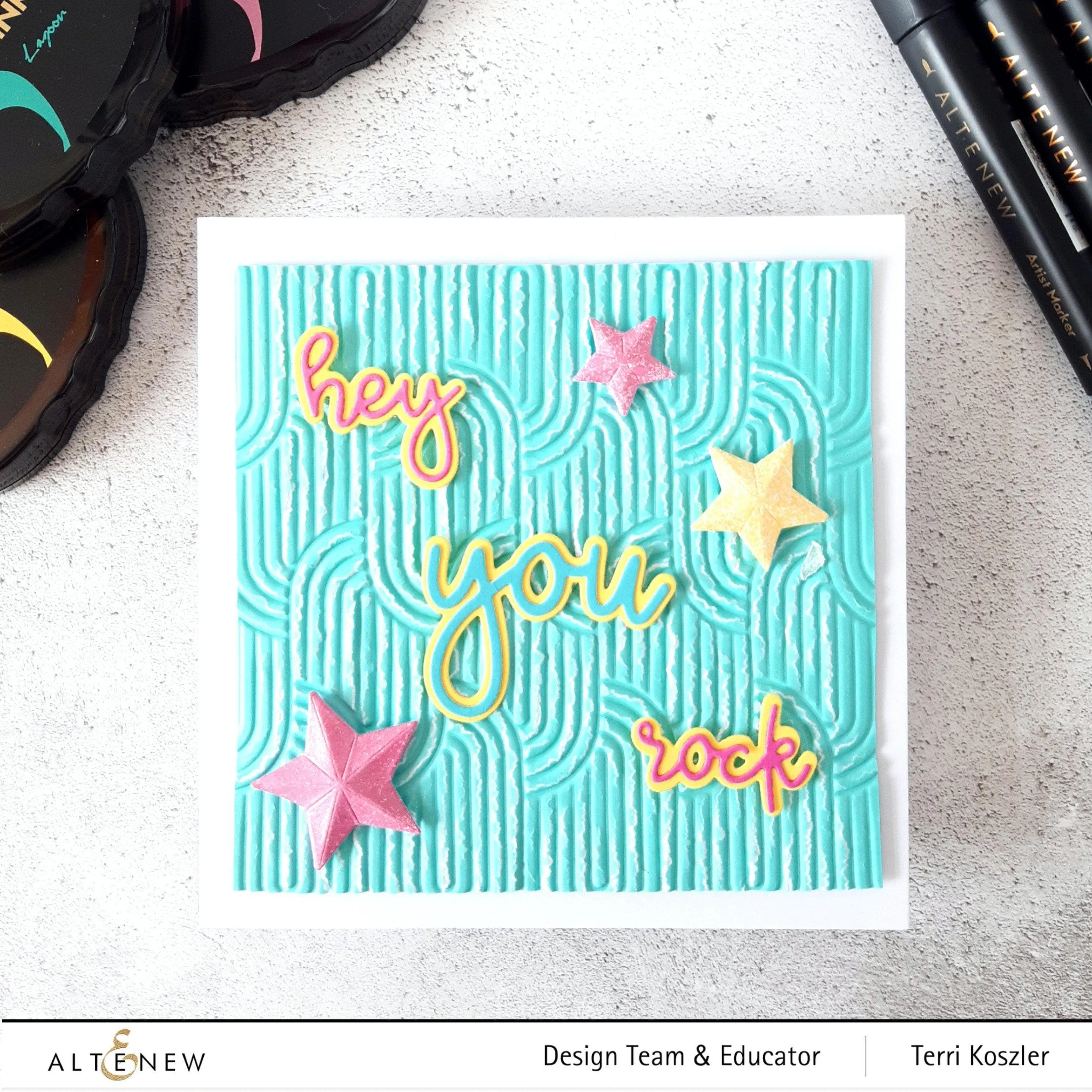 Linked Ovals 3D Embossing Folder