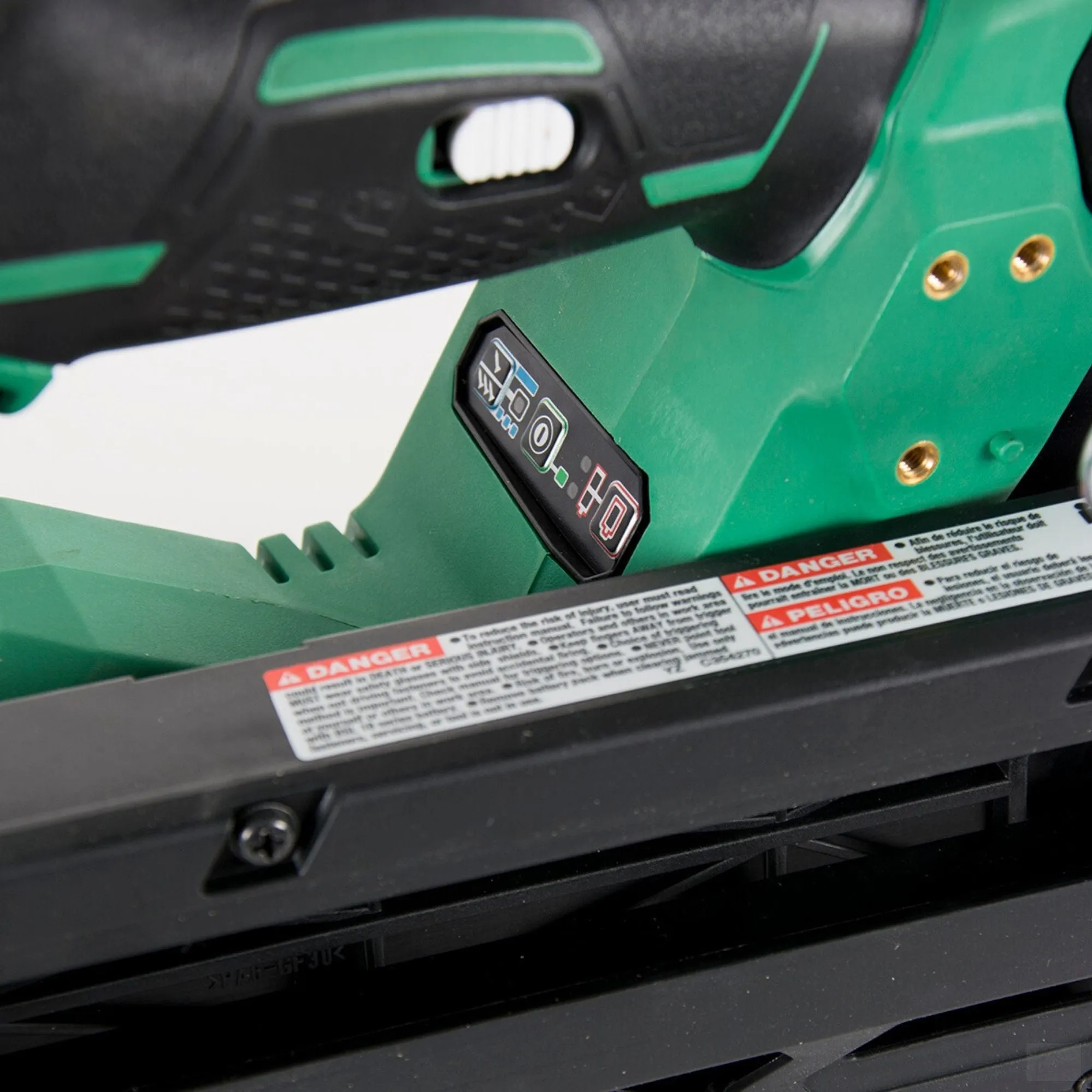 METABO 18V 3-1/2" 30° Paper Strip Framing Nailer [NR1890DCS]