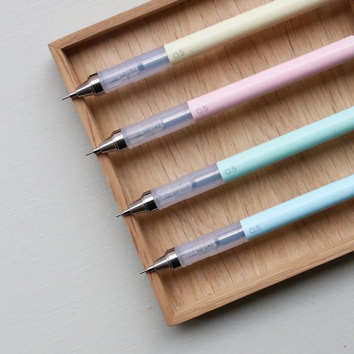 MONO GRAPH MECHANICAL PENCIL 0.5mm // LIGHT PINK